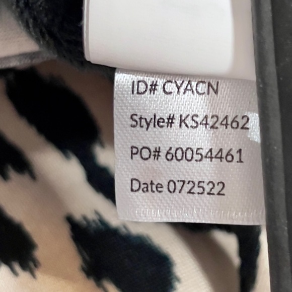 *NWT* KATE SPADE Animal Print Long Sleeve Shawl Collar Neck Robe - Picture 8 of 9